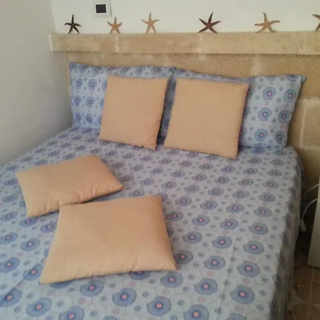 In Baia Varde Vicino Al Praja Daire