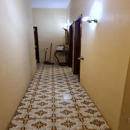 In Baia Varde Vicino Al Praja *