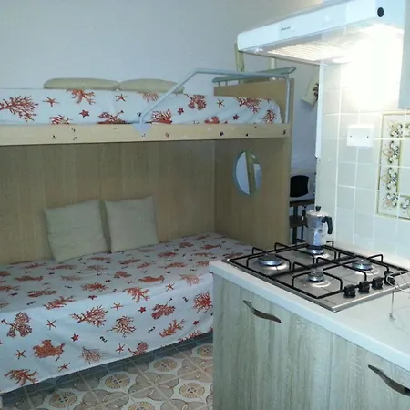 In Baia Varde Vicino Al Praja Apartment *